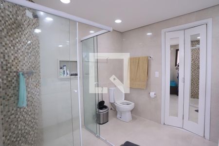 Apartamento à venda com 269m², 3 quartos e 3 vagasBanheiro do Quarto 2