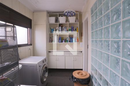 Apartamento à venda com 269m², 3 quartos e 3 vagasLavanderia
