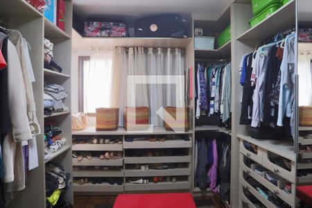 Apartamento à venda com 269m², 3 quartos e 3 vagasCloset do quarto 1