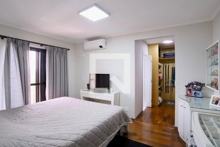 Apartamento à venda com 269m², 3 quartos e 3 vagasQuarto 2