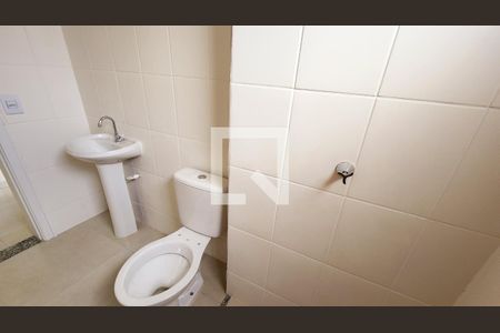 Apartamento para alugar com 56m², 2 quartos e 1 vaga Apartamento para alugar com 56m², 2 quartos e 1 vagaBanheiro