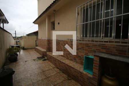 Casa à venda com 73m², 2 quartos e sem vagaQuintal