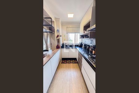 Apartamento à venda com 103m², 3 quartos e 2 vagasCozinha