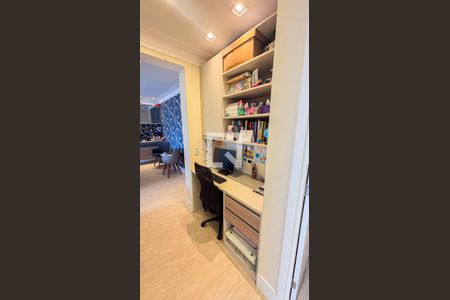 Apartamento à venda com 103m², 3 quartos e 2 vagasEscritório