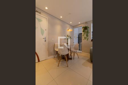 Sala de apartamento para alugar com 2 quartos, 48m² em Vila Carmosina, São Paulo