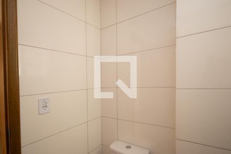 Apartamento à venda com 43m², 2 quartos e sem vaga Apartamento à venda com 43m², 2 quartos e sem vagaBanheiro