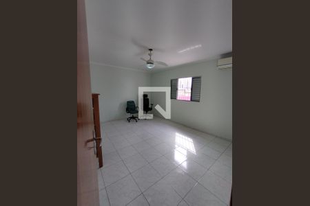 Casa à venda com 300m², 4 quartos e 2 vagasQuarto 02