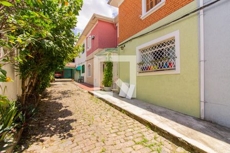 Casa para alugar com 80m², 3 quartos e 1 vaga Casa para alugar com 80m², 3 quartos e 1 vagaÁrea externa