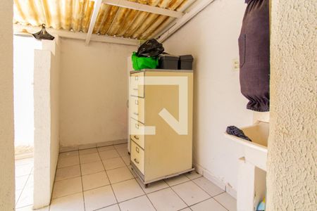 Casa para alugar com 80m², 3 quartos e 1 vaga Casa para alugar com 80m², 3 quartos e 1 vagaÁrea de Serviço