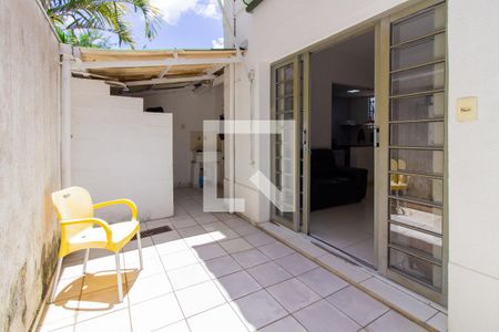 Casa para alugar com 80m², 3 quartos e 1 vaga Casa para alugar com 80m², 3 quartos e 1 vagaChurrasqueira