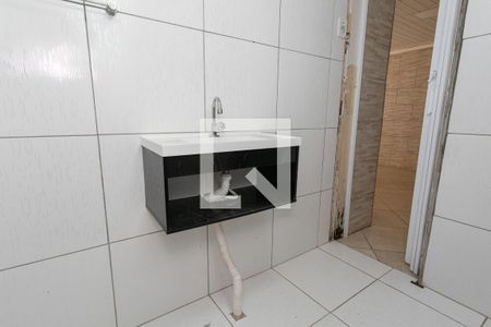 Casa à venda com 90m², 2 quartos e 1 vaga Casa à venda com 90m², 2 quartos e 1 vagaBanheiro
