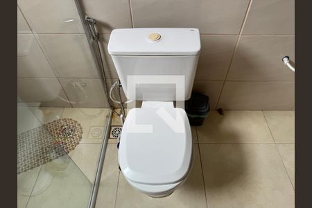 Casa à venda com 330m², 4 quartos e 4 vagas Casa à venda com 330m², 4 quartos e 4 vagasSuíte - Banheiro