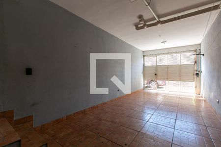 Garagem  de casa à venda com 2 quartos, 80m² em Jardim Norma, São Paulo