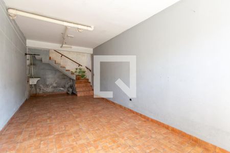 Garagem  de casa à venda com 2 quartos, 80m² em Jardim Norma, São Paulo
