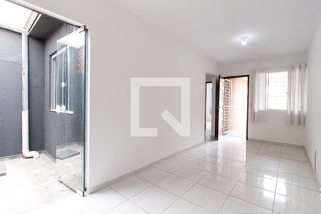 Casa para alugar com 43m², 2 quartos e 1 vaga Casa para alugar com 43m², 2 quartos e 1 vagaSala/Cozinha