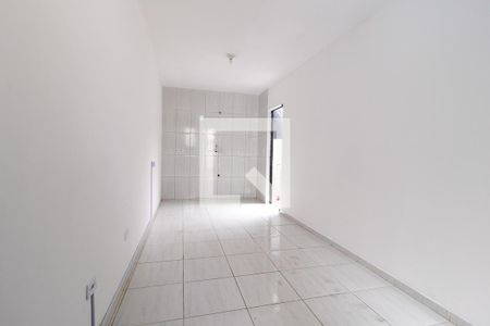 Casa para alugar com 43m², 2 quartos e 1 vaga Casa para alugar com 43m², 2 quartos e 1 vagaSala/Cozinha