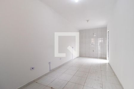 Casa para alugar com 43m², 2 quartos e 1 vaga Casa para alugar com 43m², 2 quartos e 1 vagaSala/Cozinha