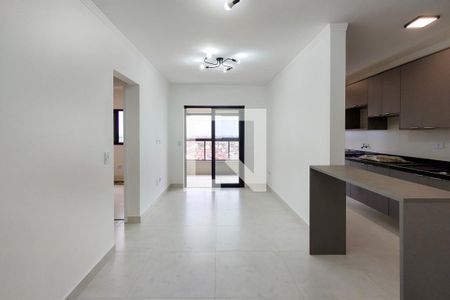 Sala de apartamento para alugar com 2 quartos, 65m² em Maracanã, Praia Grande
