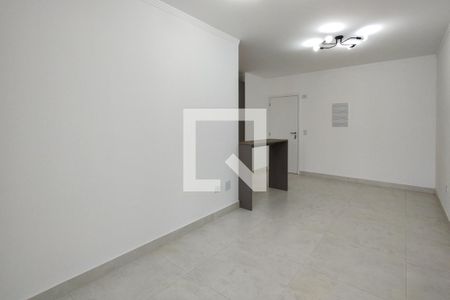 Sala de apartamento para alugar com 2 quartos, 65m² em Maracanã, Praia Grande