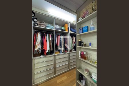 Casa à venda com 450m², 4 quartos e 4 vagas Casa à venda com 450m², 4 quartos e 4 vagasFoto 42