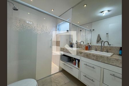 Casa à venda com 450m², 4 quartos e 4 vagas Casa à venda com 450m², 4 quartos e 4 vagasFoto 43