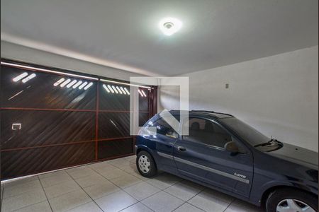 Garagem de casa à venda com 3 quartos, 400m² em Jardim Las Vegas, Santo André