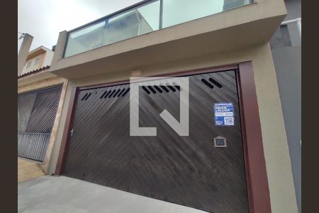 Fachada de casa à venda com 3 quartos, 400m² em Jardim Las Vegas, Santo André