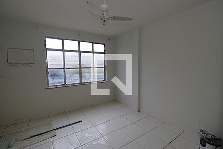 Quarto 1 de apartamento para alugar com 2 quartos, 75m² em Vila Valqueire, Rio de Janeiro