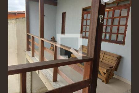 Sacada de casa à venda com 4 quartos, 120m² em Serrano, Belo Horizonte