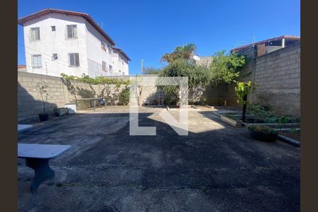 Casa à venda com 120m², 4 quartos e 4 vagas Casa à venda com 120m², 4 quartos e 4 vagasÁrea Externa