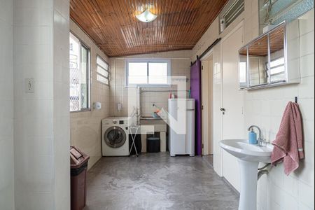 Apartamento à venda com 138m², 2 quartos e 1 vagaÁrea de Serviço