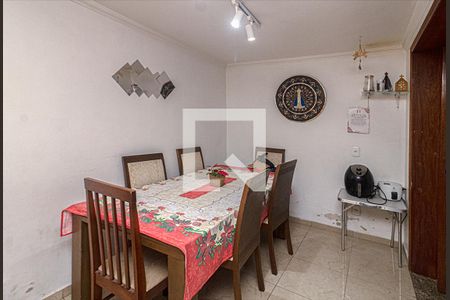 Casa à venda com 160m², 4 quartos e 2 vagassala de jantar_2