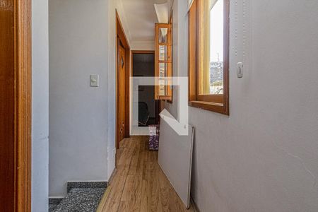Casa à venda com 160m², 4 quartos e 2 vagascorredor para os cômodos_1