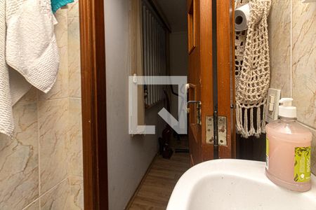 Casa à venda com 160m², 4 quartos e 2 vagasbanheiro na suíte_4