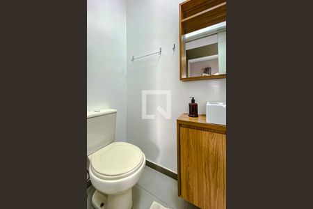 Casa à venda com 240m², 5 quartos e 2 vagasÁrea externa - Banheiro 