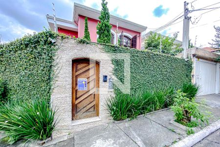 Casa à venda com 240m², 5 quartos e 2 vagasFachada - Plaquinha