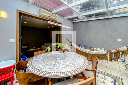 Casa à venda com 240m², 5 quartos e 2 vagasVaranda da Sala