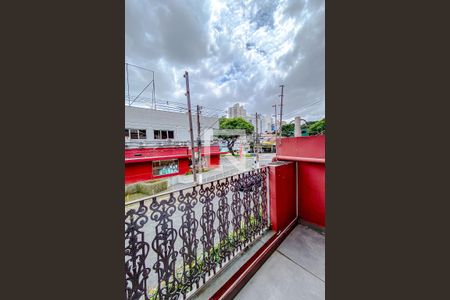 Casa à venda com 240m², 5 quartos e 2 vagasVaranda