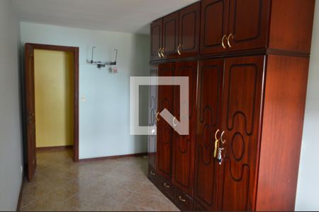 Casa à venda com 235m², 3 quartos e 3 vagasQuarto 2