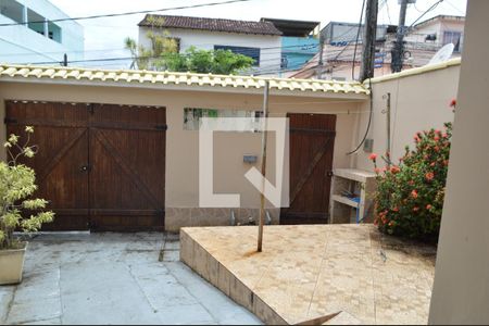 Casa à venda com 235m², 3 quartos e 3 vagasGaragem