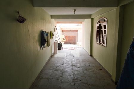 Casa à venda com 235m², 3 quartos e 3 vagasGaragem