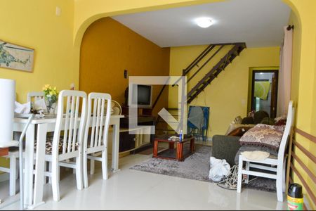 Sala de casa à venda com 3 quartos, 235m² em Curicica, Rio de Janeiro