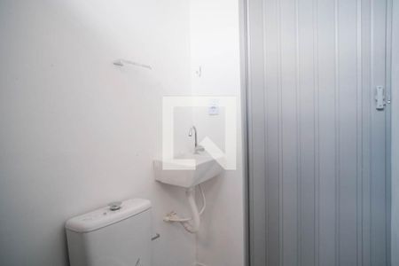 Banheiro Social de casa para alugar com 1 quarto, 26m² em Jardim Penha, São Paulo