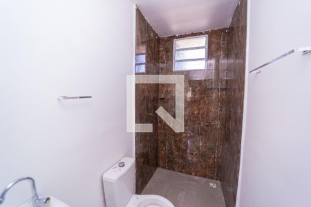 Banheiro de casa para alugar com 1 quarto, 26m² em Jardim Penha, São Paulo