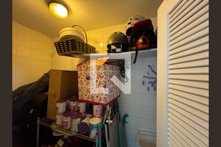 Apartamento à venda com 130m², 2 quartos e 1 vagaCozinha e Área de Serviço - Despensa