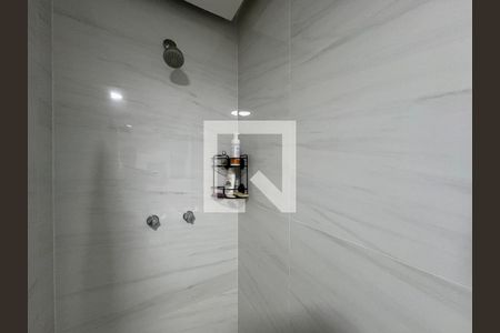 Apartamento à venda com 130m², 2 quartos e 1 vagaSuite 1- Banheiro 