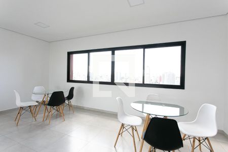 Apartamento à venda com 62m², 2 quartos e 1 vagaCondomínio - Salão de Festas 