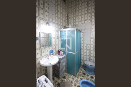 Casa à venda com 106m², 2 quartos e 1 vagaBanheiro