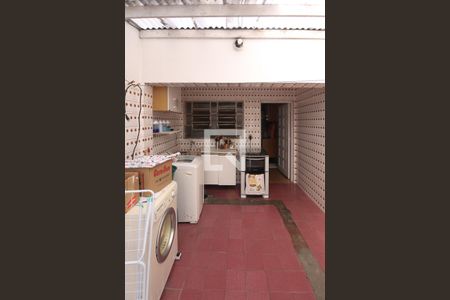 Casa à venda com 106m², 2 quartos e 1 vagaÁrea de Serviço