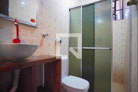 Banheiro Corredor de apartamento à venda com 1 quarto, 45m² em Vila Ipiranga, Porto Alegre